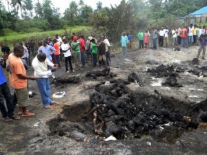 burnt-bodies-of-victims-of-fuel-tanker-fire-448x336 - gidibase