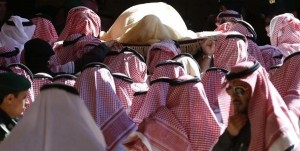 The body of Saudi King Abdullah bin Abdul Aziz is carried during his funeral at Imam Turki Bin Abdullah Grand Mosque, in Riyadh