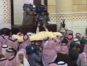 Bearers carry the body of Saudi Arabia's King Abdullah from a mosque in Riyadh