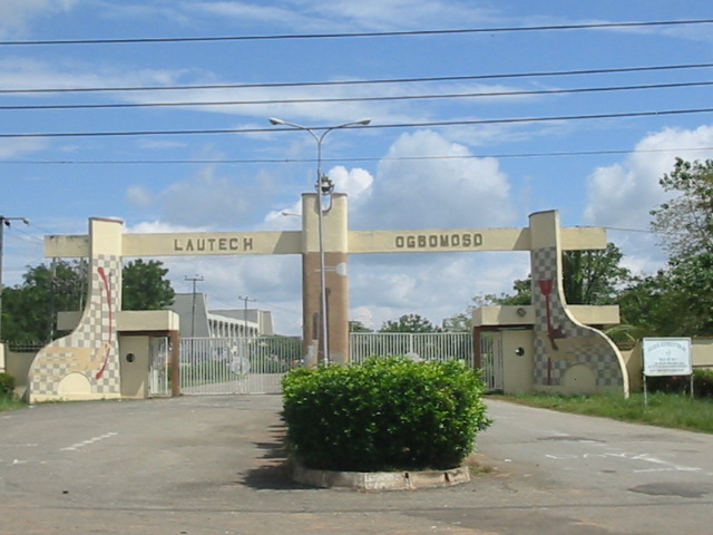 Lautech-School-Gate - gidibase