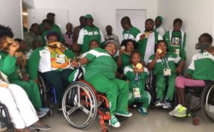 nigerian-paralympic-team-all-smiles-as-they-show-off-their-medals-photo-825x510